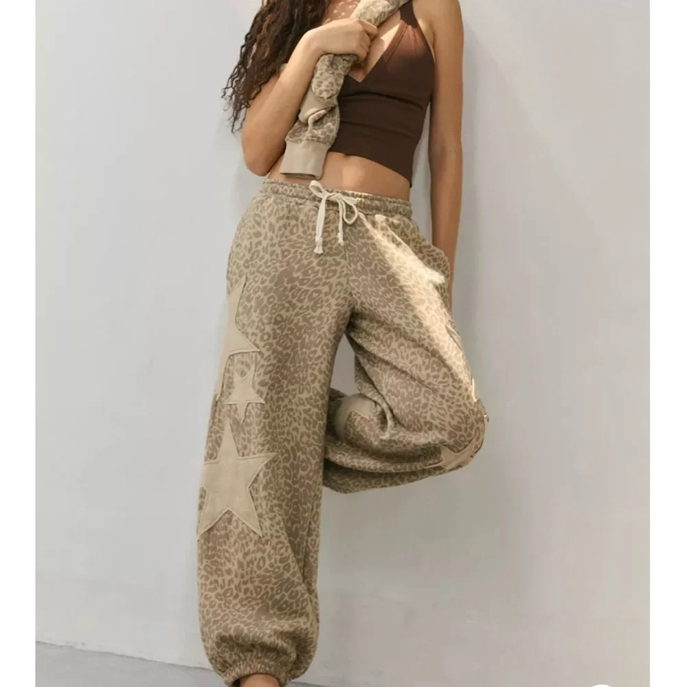 Urban Outfitters Star Patterned Tan Joggers - Picture 1 of 5